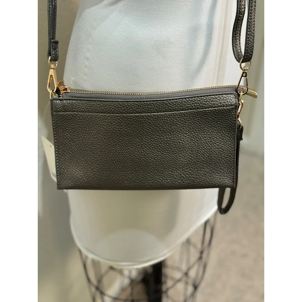 Vegan Leather‎ Grey Shimmer Crossbody Clutch Wristlet Purse Compartments NWT
